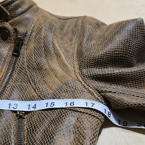 C24 Free People Snakeskin Fenix Vegan Leather Moto Jacket Sz Sm Zipper Details - Picture 7 of 11